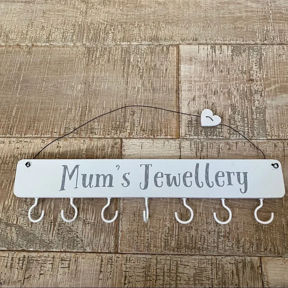 Mum’s Jewelry white decorative hook